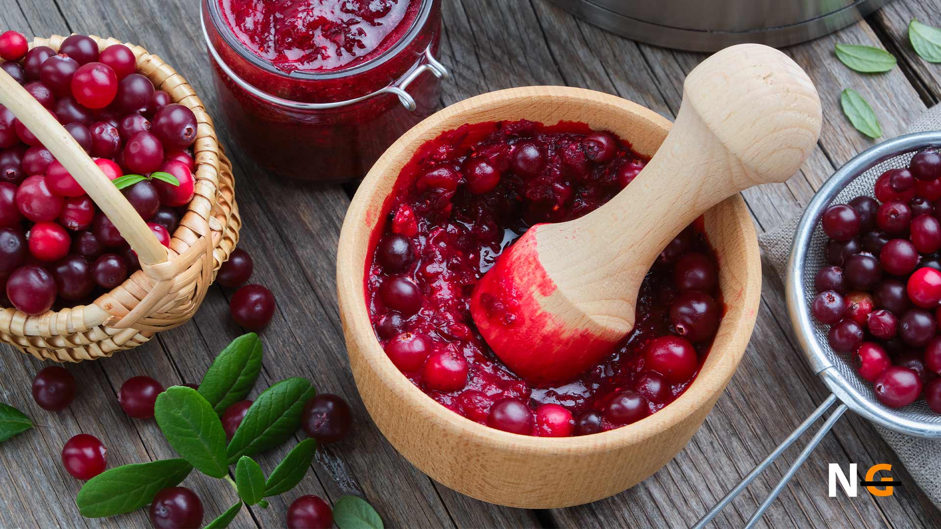 How Is Cranberry Sauce Made