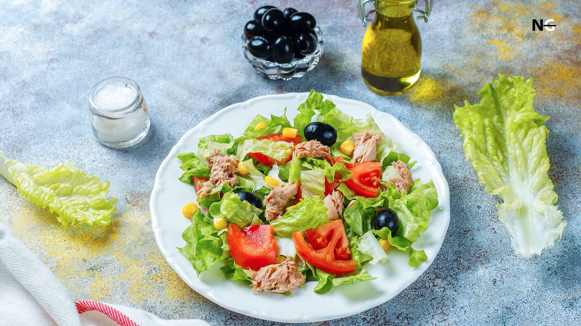 Mediterranean Tuna Salad